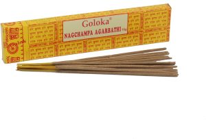 NAG CHAMPA Goloka gelb Sandelholz 15g Räucherstäbchen