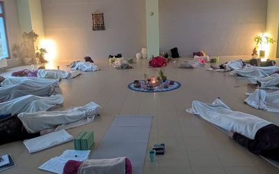 Wie wird man Yogalehrer?